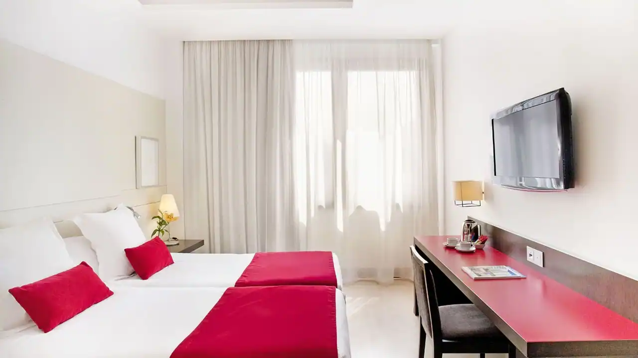 Grupotel Gran Vía 678